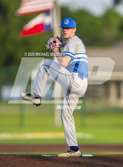 Thumbnail 1 in Shepherd @ Hardin-Jefferson photogallery.