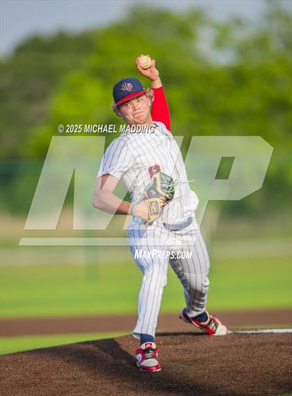 Thumbnail 2 in Shepherd @ Hardin-Jefferson photogallery.