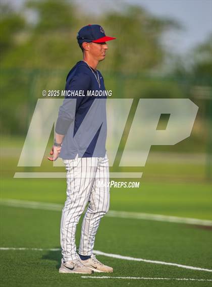 Thumbnail 1 in Shepherd @ Hardin-Jefferson photogallery.