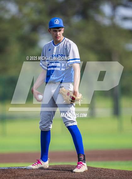 Thumbnail 3 in Shepherd @ Hardin-Jefferson photogallery.