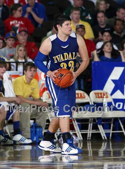 Thumbnail 2 in Eula vs. Evadale (UIL 1A Semifinal) photogallery.