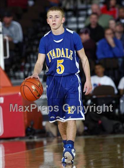 Thumbnail 3 in Eula vs. Evadale (UIL 1A Semifinal) photogallery.
