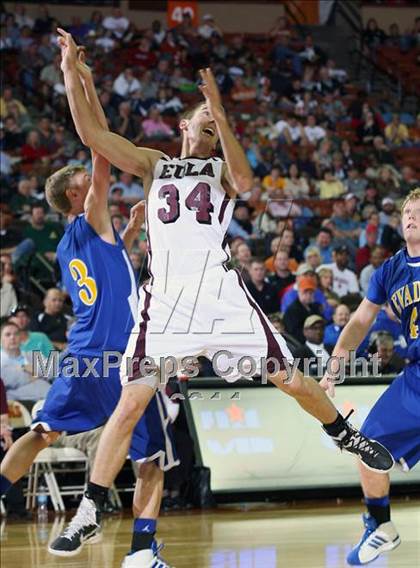 Thumbnail 2 in Eula vs. Evadale (UIL 1A Semifinal) photogallery.
