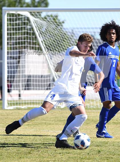 Thumbnail 2 in Bishop Gorman vs Sierra Vista photogallery.