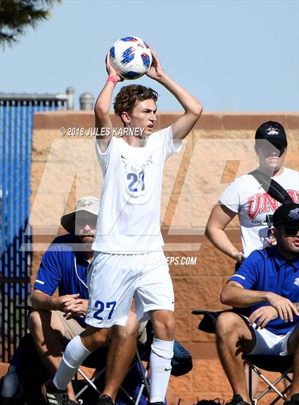 Thumbnail 2 in Bishop Gorman vs Sierra Vista photogallery.