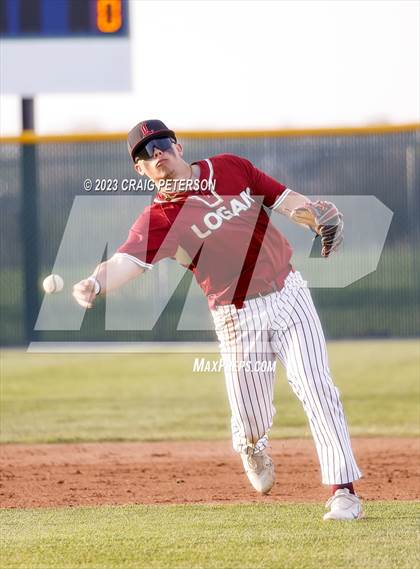 Thumbnail 3 in Logan @ Ridgeline photogallery.