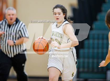 Thumbnail 1 in Lincoln Southeast vs Pius X photogallery.