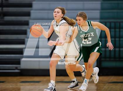 Thumbnail 3 in Lincoln Southeast vs Pius X photogallery.