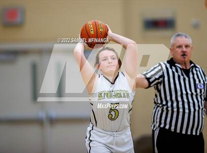 Thumbnail 3 in Lincoln Southeast vs Pius X photogallery.