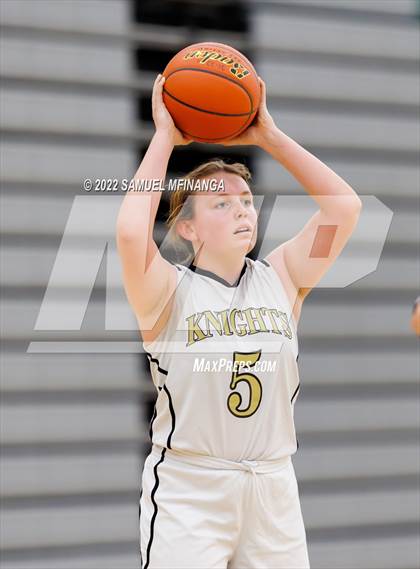 Thumbnail 3 in Lincoln Southeast vs Pius X photogallery.