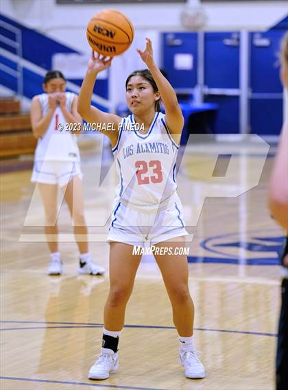 Thumbnail 1 in Los Alamitos vs Aliso Niguel (El Toro Thanksgiving Classic) photogallery.