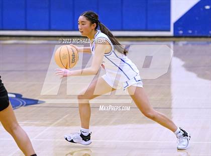 Thumbnail 1 in Los Alamitos vs Aliso Niguel (El Toro Thanksgiving Classic) photogallery.