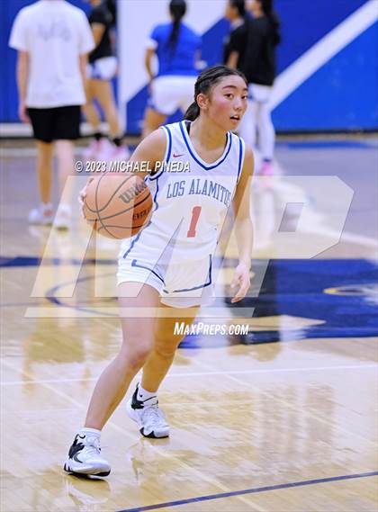Thumbnail 3 in Los Alamitos vs Aliso Niguel (El Toro Thanksgiving Classic) photogallery.