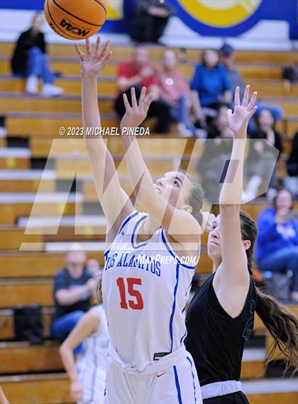 Thumbnail 3 in Los Alamitos vs Aliso Niguel (El Toro Thanksgiving Classic) photogallery.
