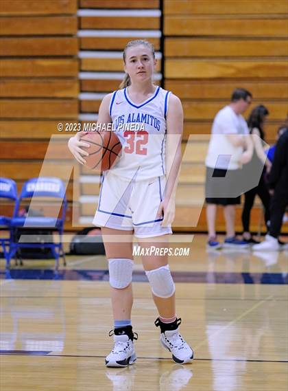 Thumbnail 1 in Los Alamitos vs Aliso Niguel (El Toro Thanksgiving Classic) photogallery.
