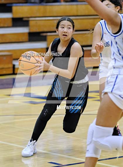 Thumbnail 1 in Los Alamitos vs Aliso Niguel (El Toro Thanksgiving Classic) photogallery.