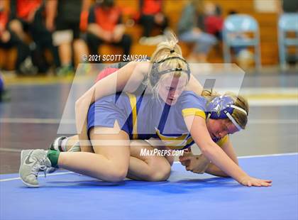 Thumbnail 2 in J.R. Durham Invitational Tournament photogallery.
