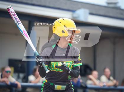 Thumbnail 2 in Memphis Central @ Arlington (4A Regional Semifinal) photogallery.