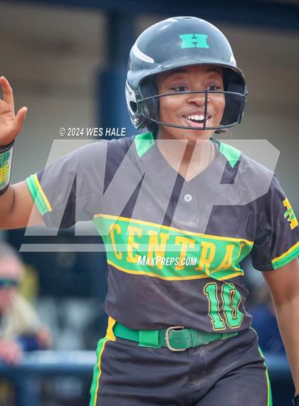 Thumbnail 2 in Memphis Central @ Arlington (4A Regional Semifinal) photogallery.