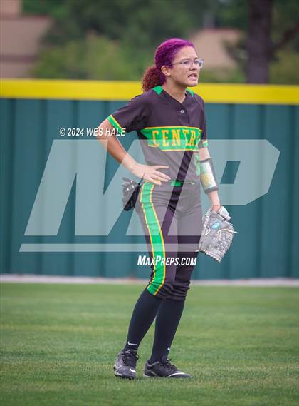 Thumbnail 3 in Memphis Central @ Arlington (4A Regional Semifinal) photogallery.