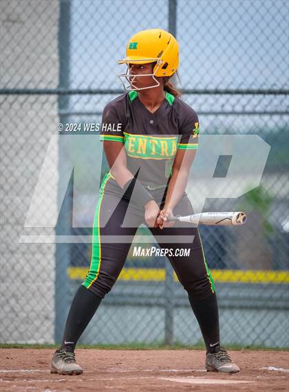 Thumbnail 3 in Memphis Central @ Arlington (4A Regional Semifinal) photogallery.
