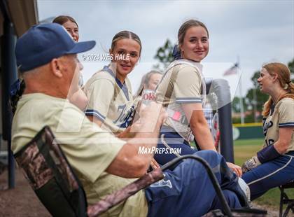 Thumbnail 2 in Memphis Central @ Arlington (4A Regional Semifinal) photogallery.