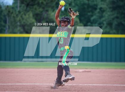 Thumbnail 2 in Memphis Central @ Arlington (4A Regional Semifinal) photogallery.