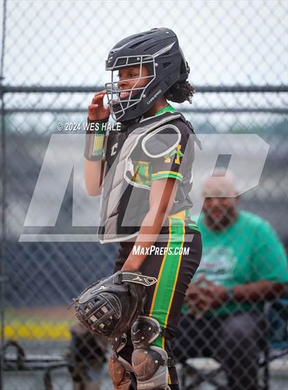 Thumbnail 3 in Memphis Central @ Arlington (4A Regional Semifinal) photogallery.