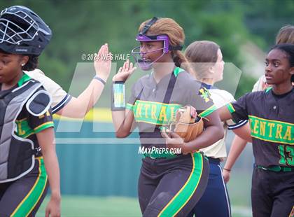 Thumbnail 3 in Memphis Central @ Arlington (4A Regional Semifinal) photogallery.