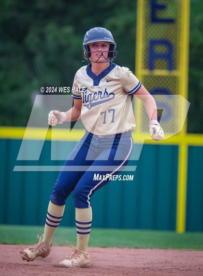 Thumbnail 3 in Memphis Central @ Arlington (4A Regional Semifinal) photogallery.