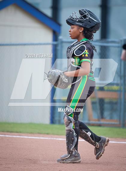 Thumbnail 2 in Memphis Central @ Arlington (4A Regional Semifinal) photogallery.