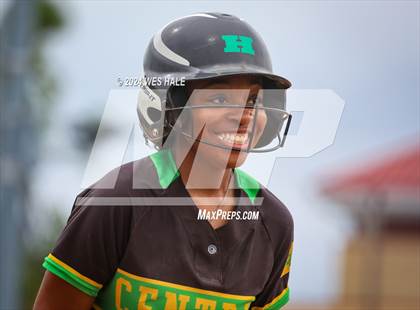 Thumbnail 3 in Memphis Central @ Arlington (4A Regional Semifinal) photogallery.