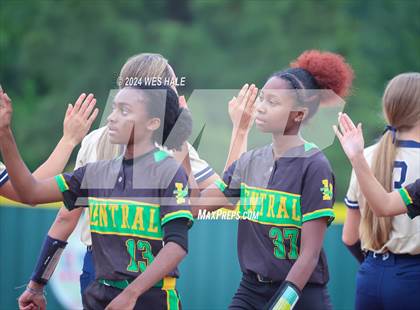 Thumbnail 2 in Memphis Central @ Arlington (4A Regional Semifinal) photogallery.