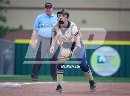 Thumbnail 2 in Memphis Central @ Arlington (4A Regional Semifinal) photogallery.