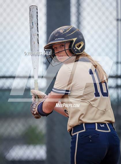 Thumbnail 2 in Memphis Central @ Arlington (4A Regional Semifinal) photogallery.