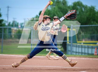 Thumbnail 3 in Memphis Central @ Arlington (4A Regional Semifinal) photogallery.