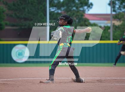 Thumbnail 2 in Memphis Central @ Arlington (4A Regional Semifinal) photogallery.