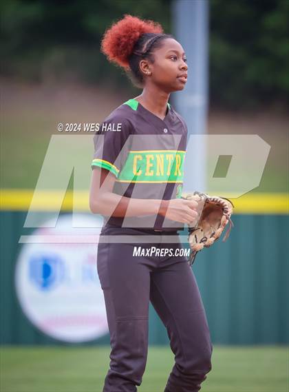 Thumbnail 1 in Memphis Central @ Arlington (4A Regional Semifinal) photogallery.