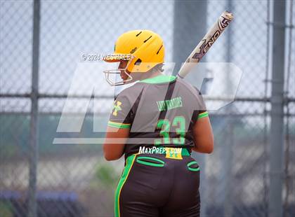 Thumbnail 1 in Memphis Central @ Arlington (4A Regional Semifinal) photogallery.
