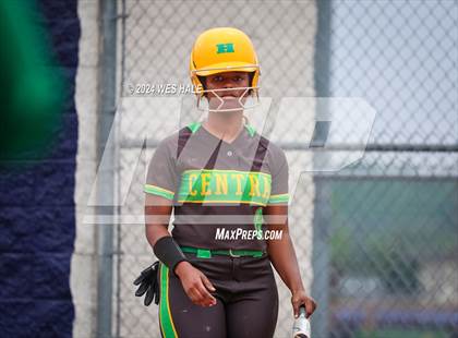 Thumbnail 1 in Memphis Central @ Arlington (4A Regional Semifinal) photogallery.