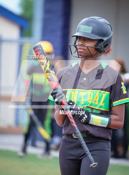 Thumbnail 3 in Memphis Central @ Arlington (4A Regional Semifinal) photogallery.