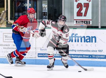 Thumbnail 2 in Natick @ Wellesley photogallery.