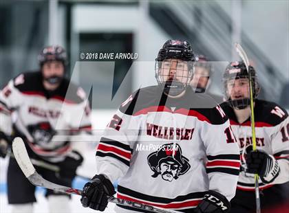 Thumbnail 1 in Natick @ Wellesley photogallery.