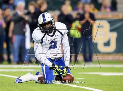 Thumbnail 2 in Liberty Hill vs. Navasota (UIL 4A Division 1 Semifinal) photogallery.