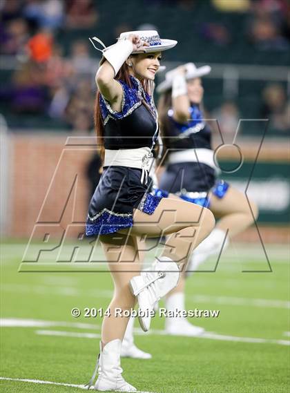 Thumbnail 3 in Liberty Hill vs. Navasota (UIL 4A Division 1 Semifinal) photogallery.