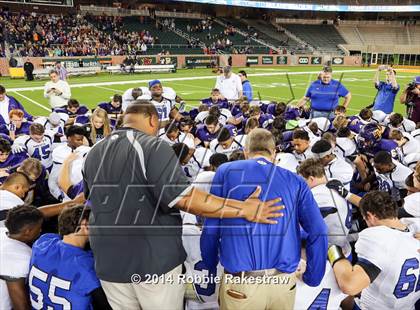 Thumbnail 3 in Liberty Hill vs. Navasota (UIL 4A Division 1 Semifinal) photogallery.