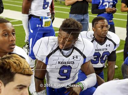 Thumbnail 1 in Liberty Hill vs. Navasota (UIL 4A Division 1 Semifinal) photogallery.