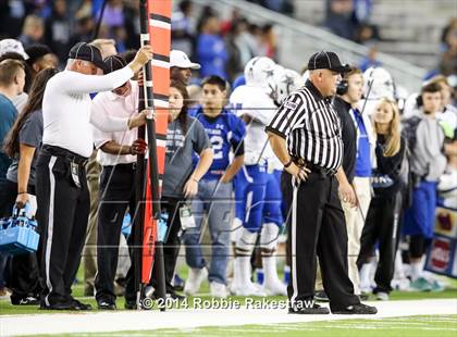 Thumbnail 2 in Liberty Hill vs. Navasota (UIL 4A Division 1 Semifinal) photogallery.
