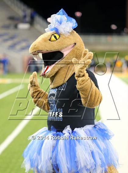 Thumbnail 3 in Liberty Hill vs. Navasota (UIL 4A Division 1 Semifinal) photogallery.