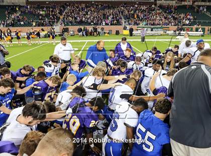 Thumbnail 2 in Liberty Hill vs. Navasota (UIL 4A Division 1 Semifinal) photogallery.